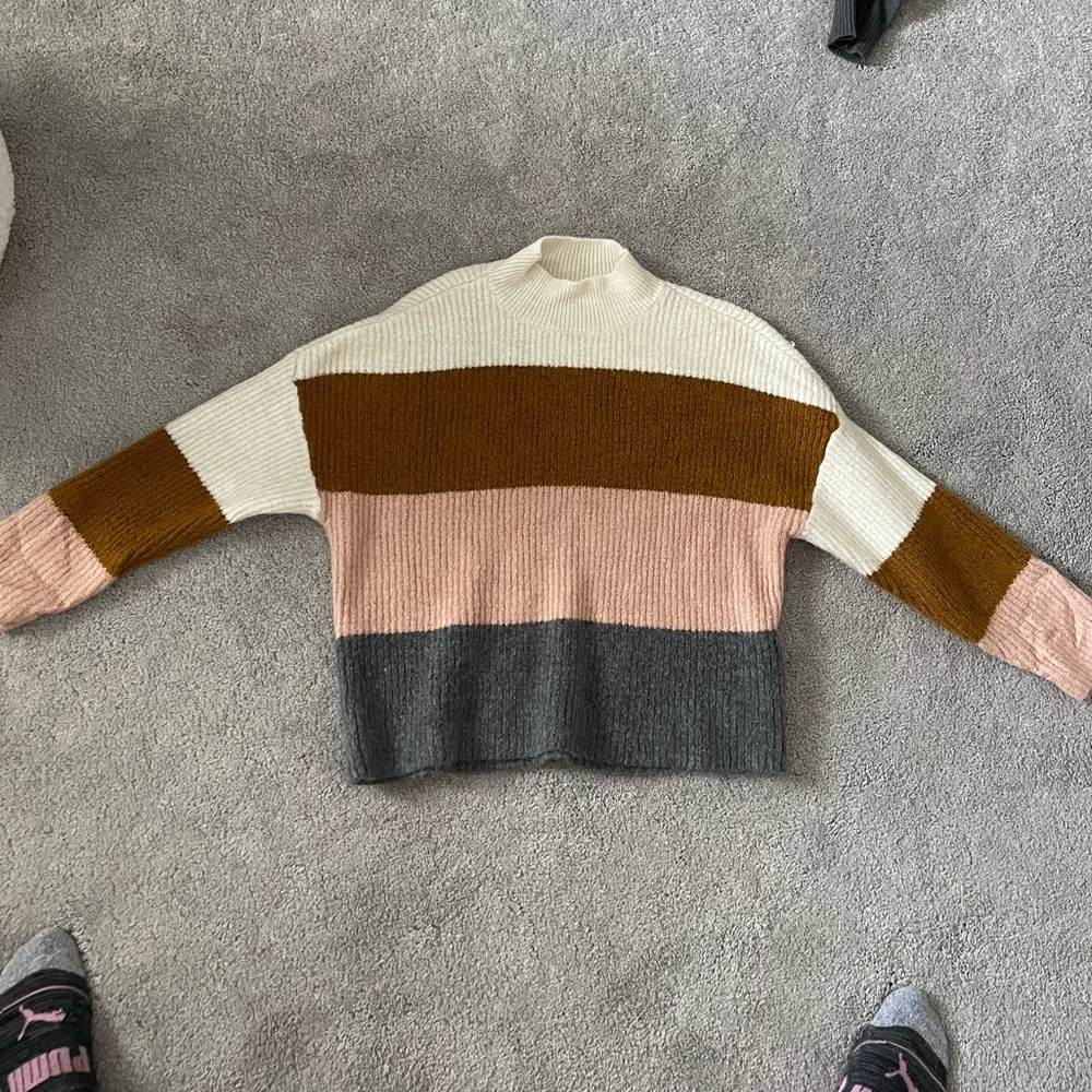 Women’s Colorblock Sweater